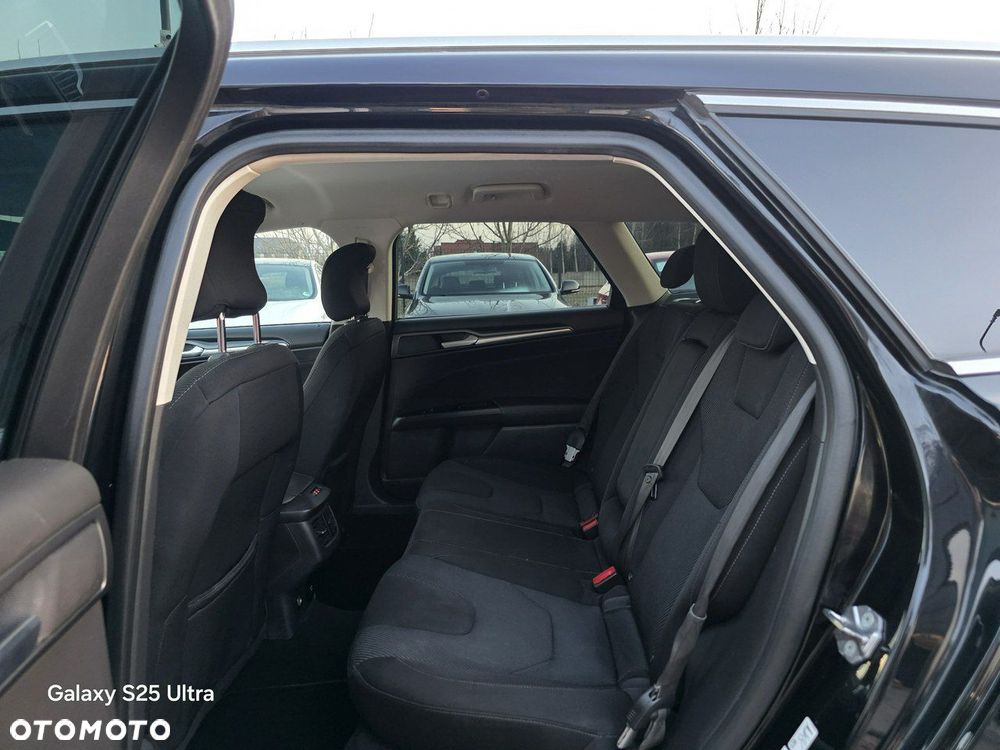 Ford Mondeo - 28
