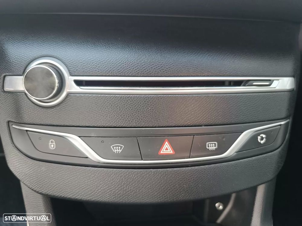 Peugeot 308 SW 1.6 BlueHDi Allure - 19