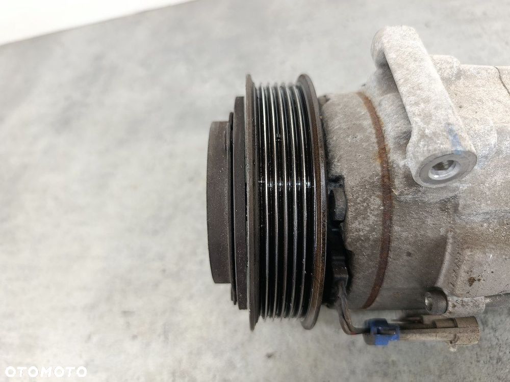 SPRĘŻARKA KLIMATYZACJI CHEVROLET CRUZE I FL 557805030  13376447 DELPHI 1.8 - 6