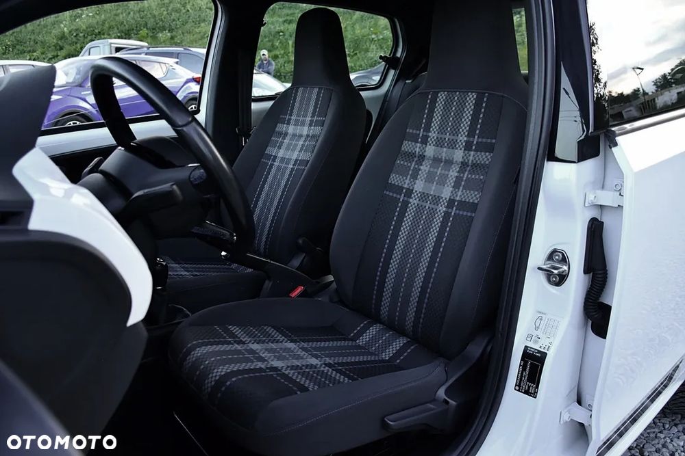 Volkswagen up! 1.0 move - 7