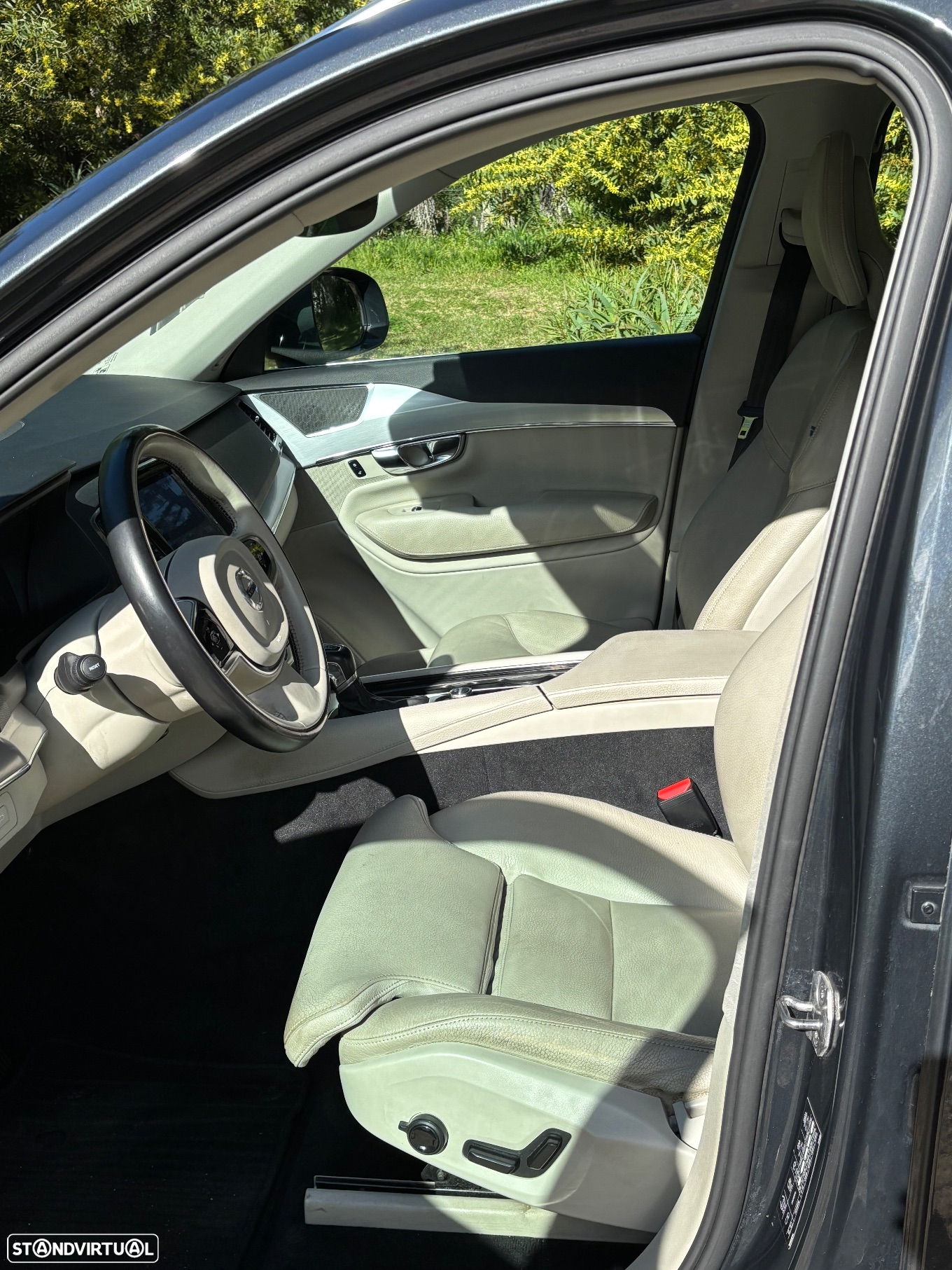 Volvo XC 90 2.0 D4 Momentum - 13