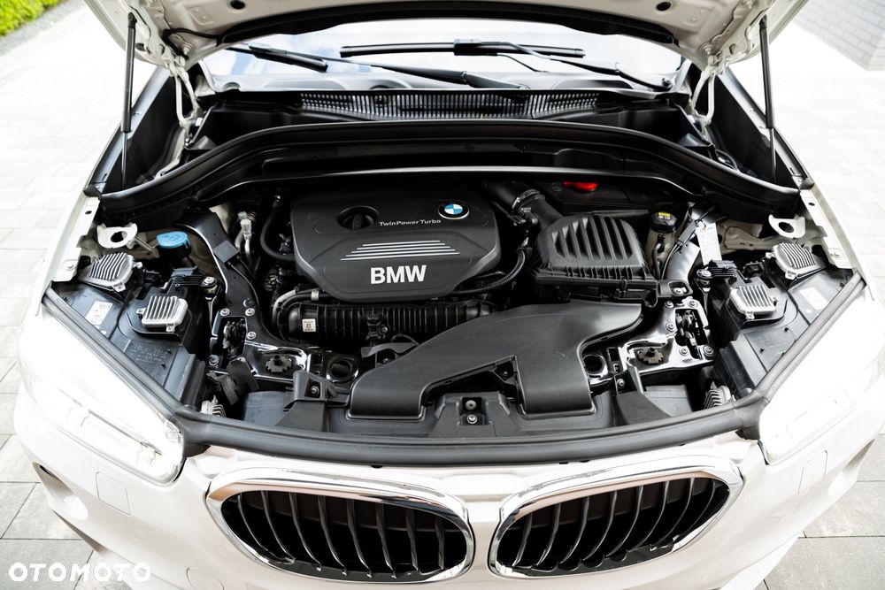 BMW X1 xDrive20i M Sport - 15