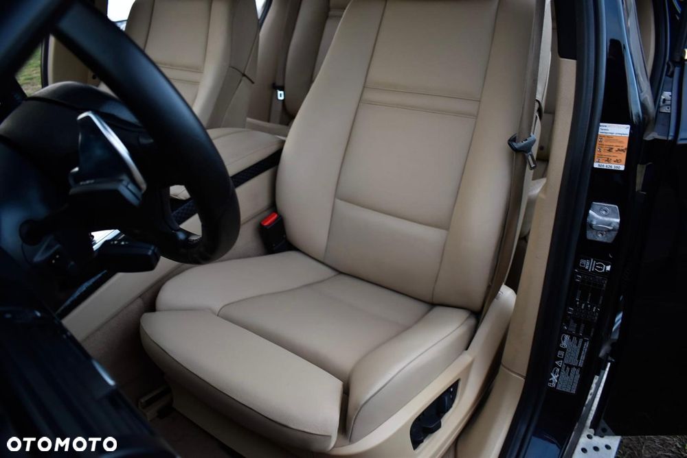 BMW X6 xDrive40d - 8