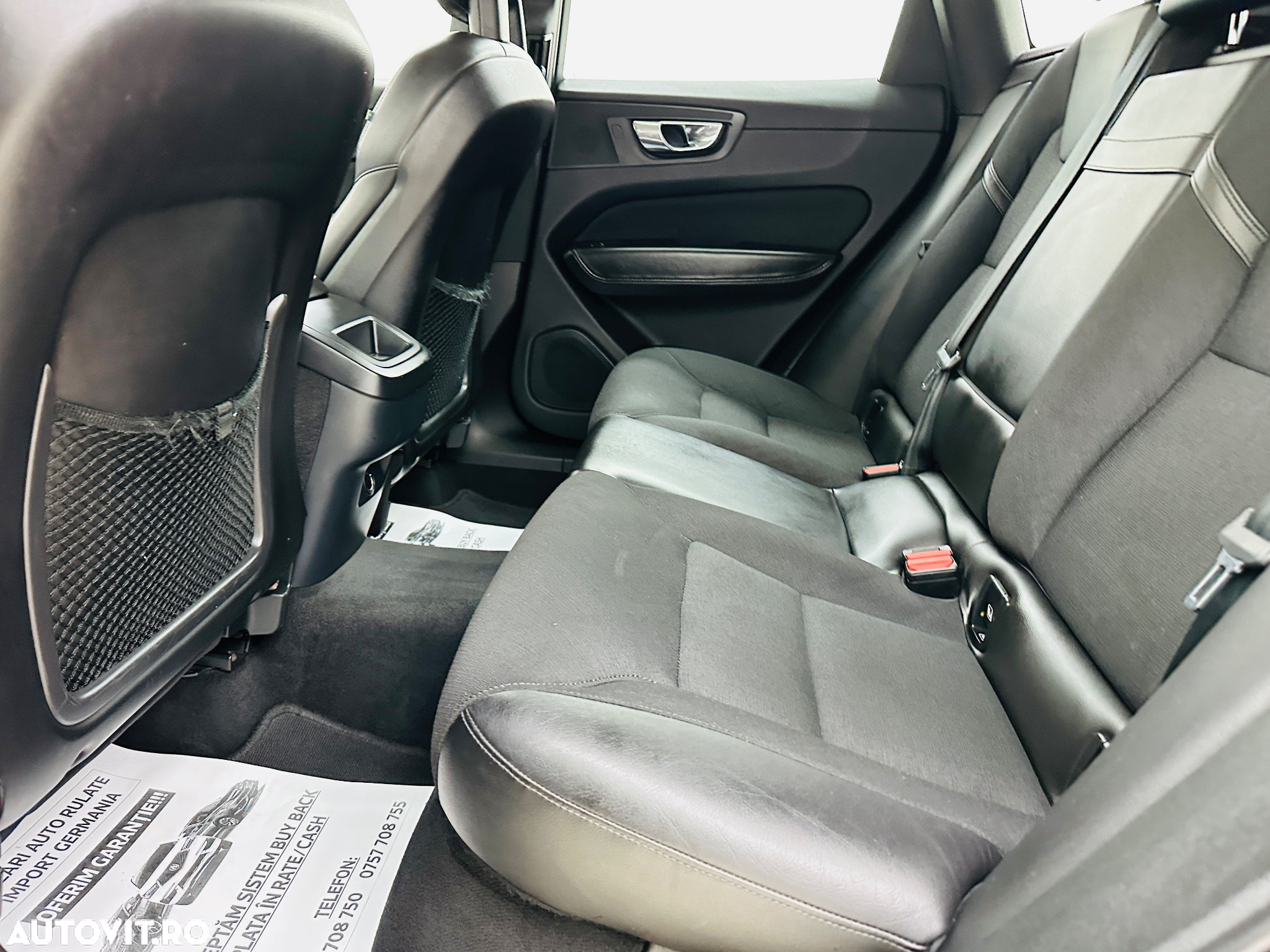 Volvo XC 60 D4 AWD Momentum - 15