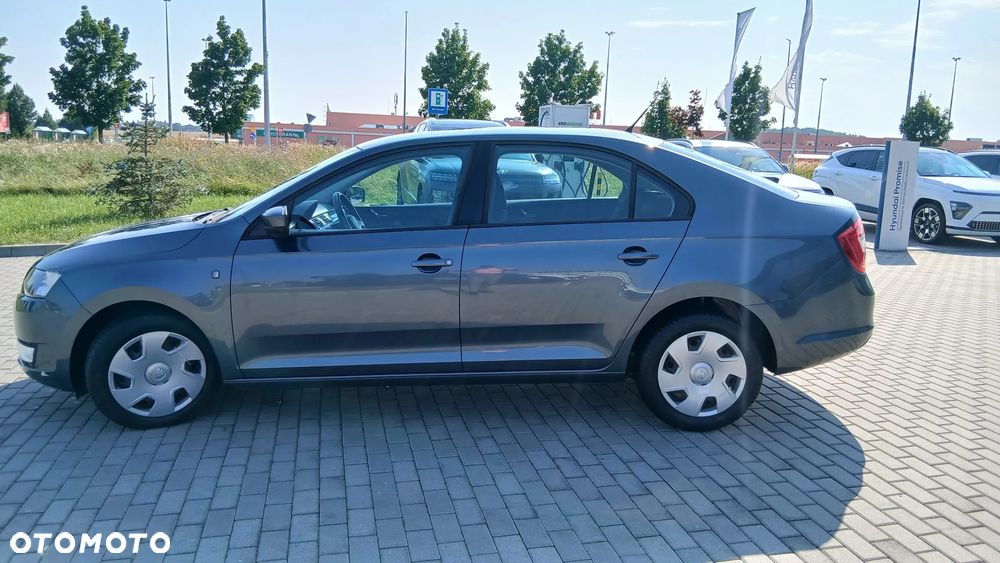 Skoda RAPID 1.2 TSI Style Plus - 37