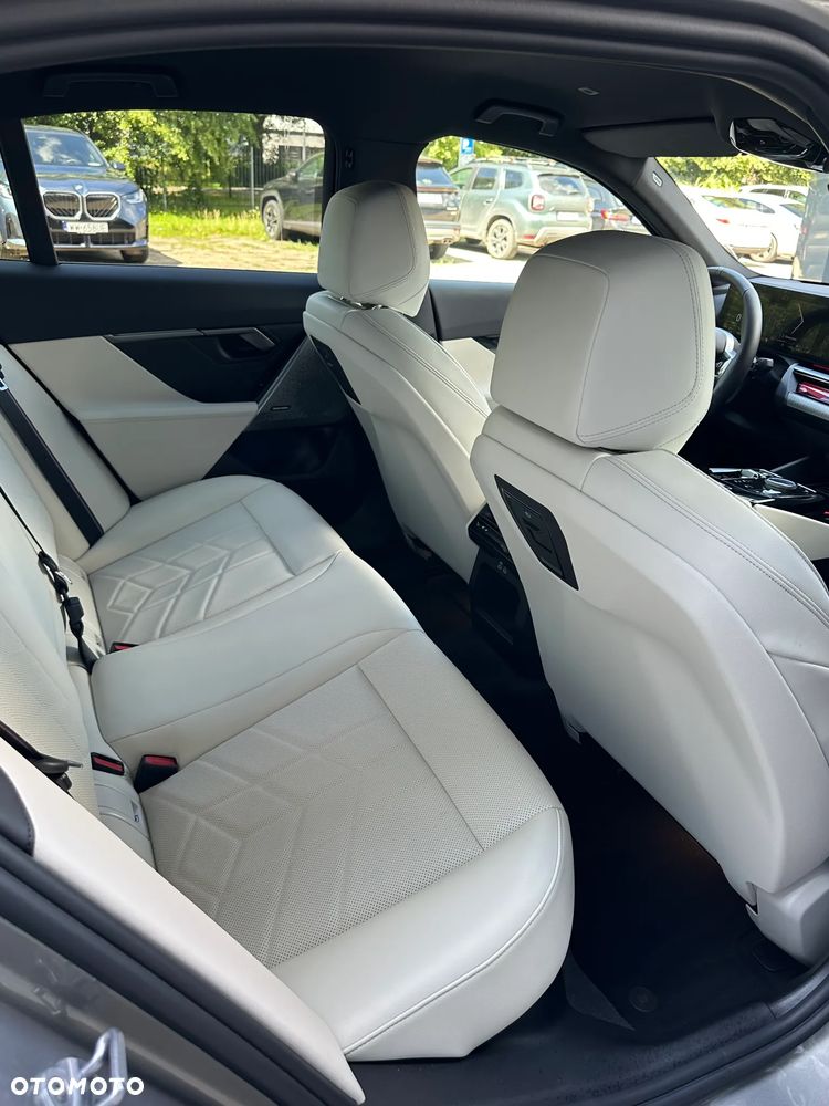 BMW Seria 5 520d xDrive mHEV M Sport - 14