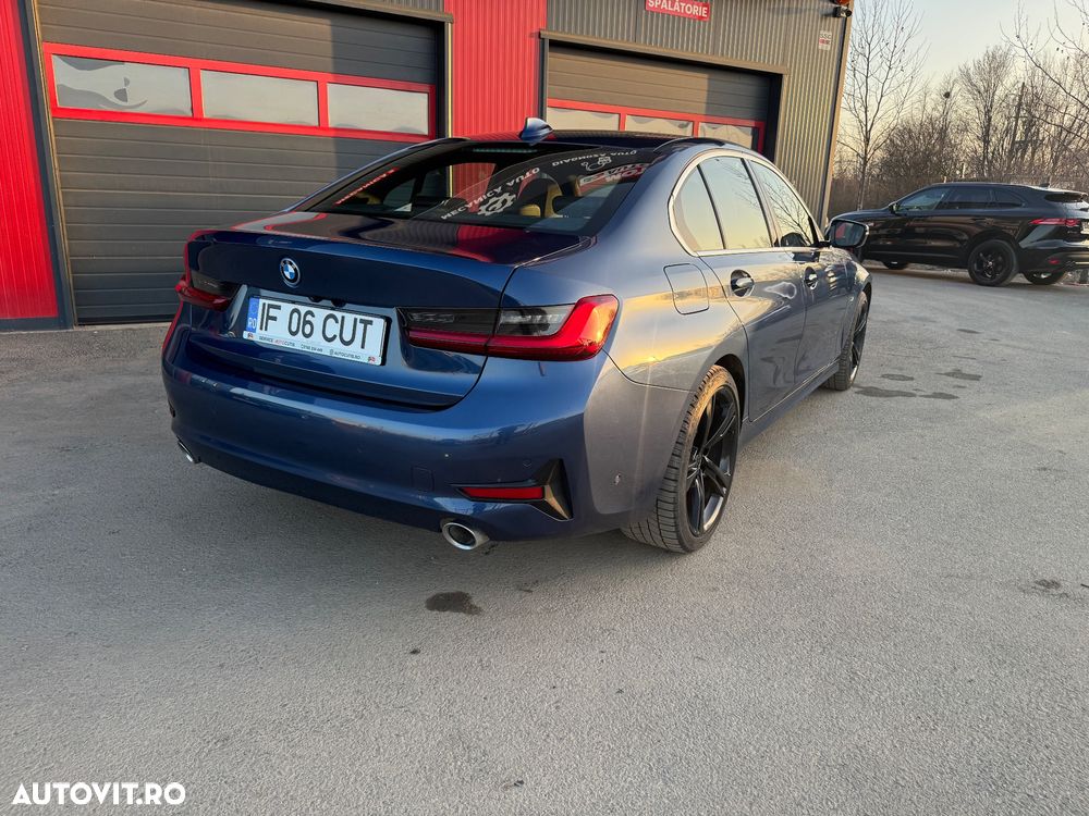 BMW Seria 3 330e Aut. Sport Line - 4