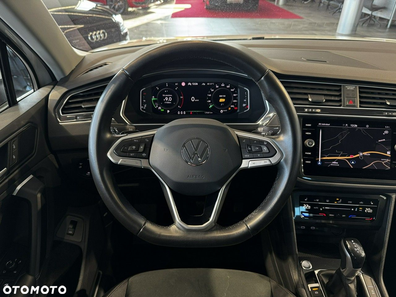 Volkswagen Tiguan - 21