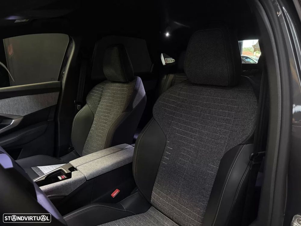 Peugeot 3008 1.2 Hybrid Allure Pack e-DCS6 - 23