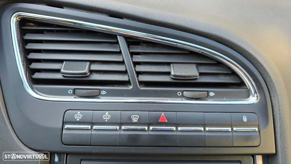 Peugeot 5008 1.6 THP Sport - 21