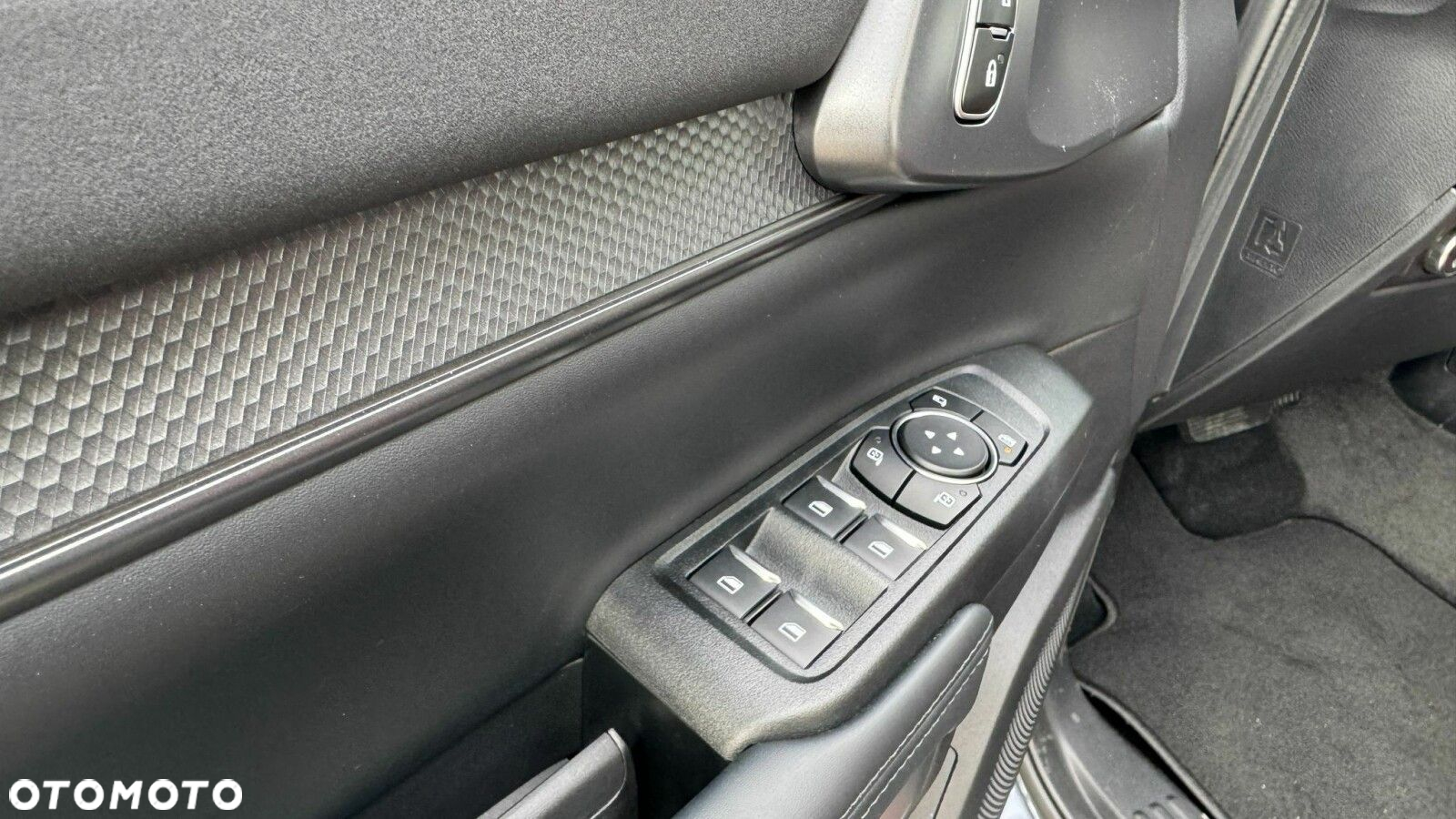 Ford Ranger - 18