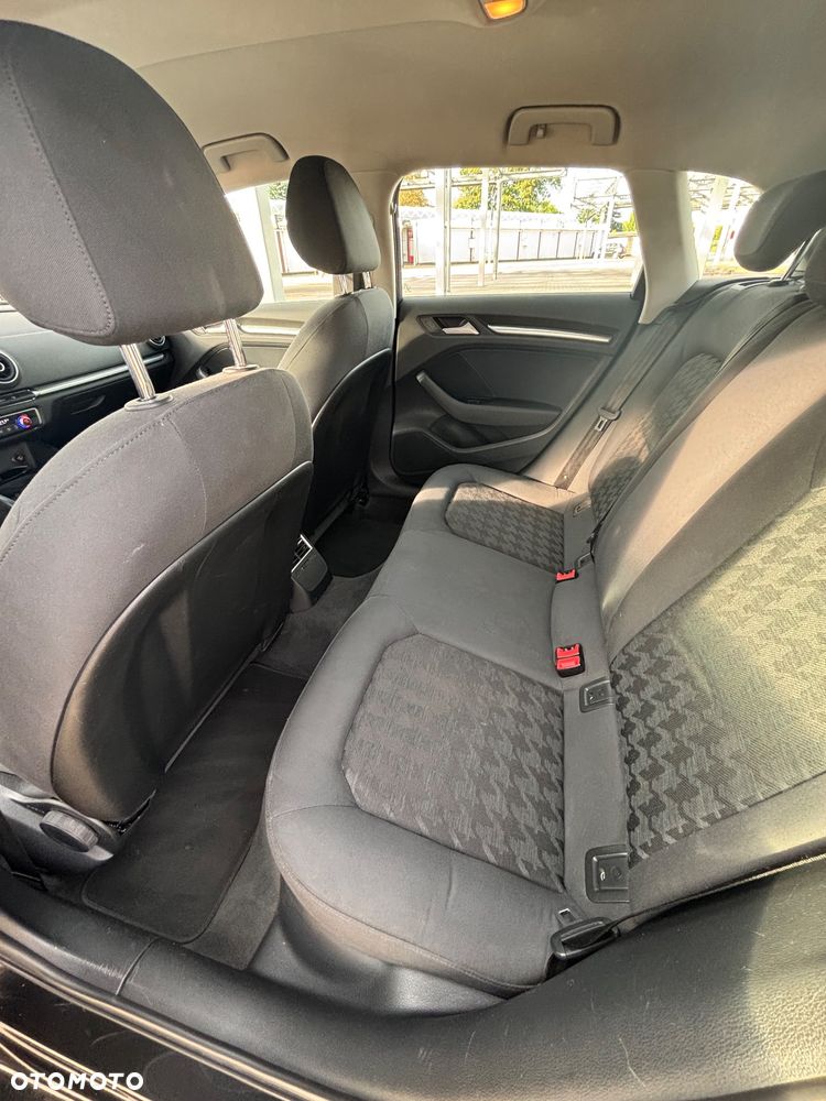 Audi A3 Sportback 1.6 TDI clean diesel Ambiente - 13
