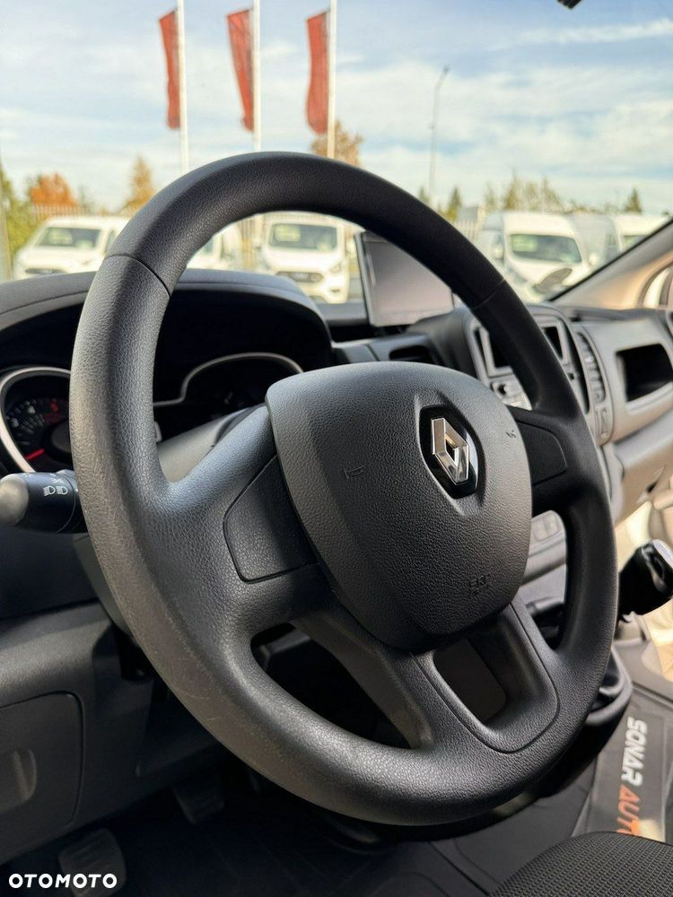 Renault Trafic - 30