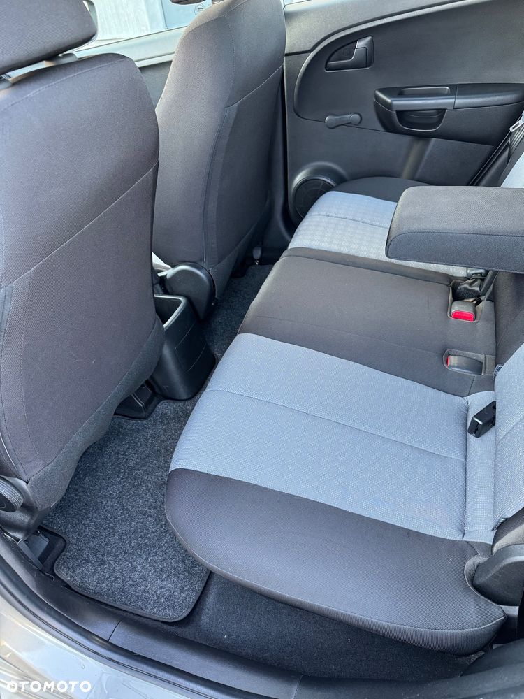 Kia Venga 1.4 CVVT Dream Team Edition - 16