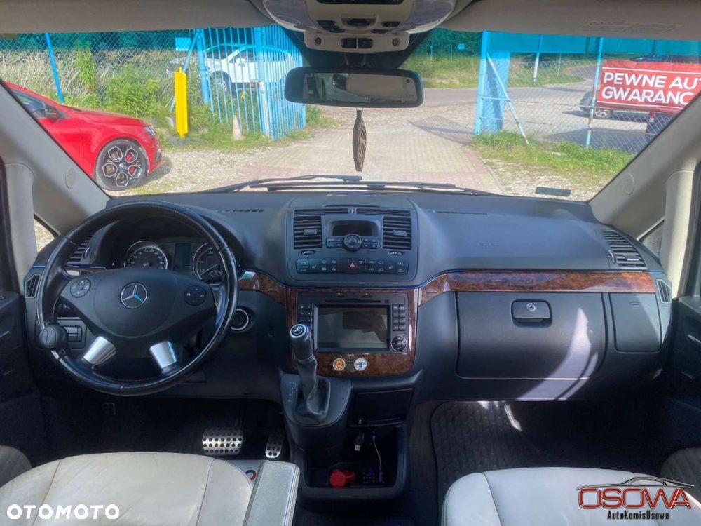 Mercedes-Benz Viano - 32