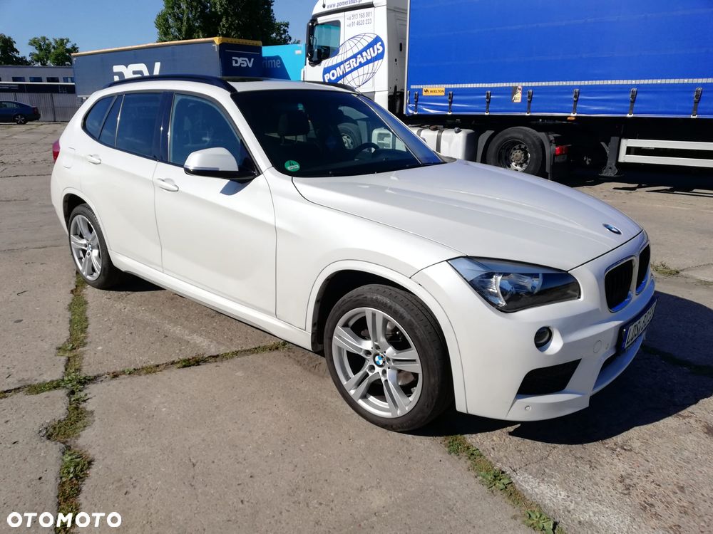 BMW X1 xDrive20d Sport Line - 1