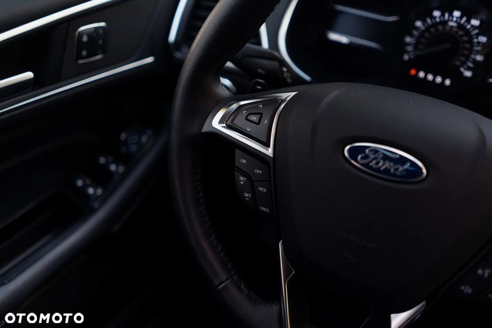Ford Edge - 18