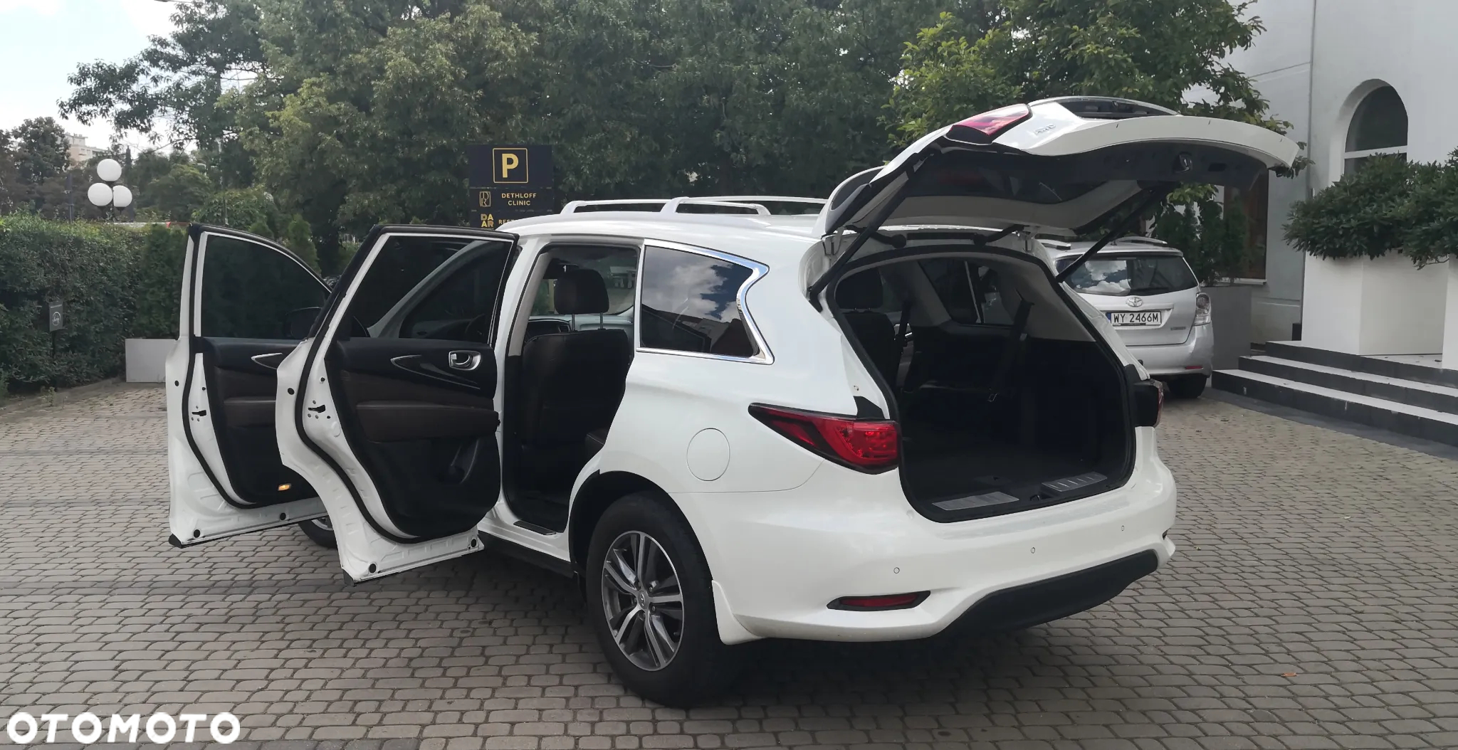 Infiniti QX60 3.5 Hi-Tech - 15