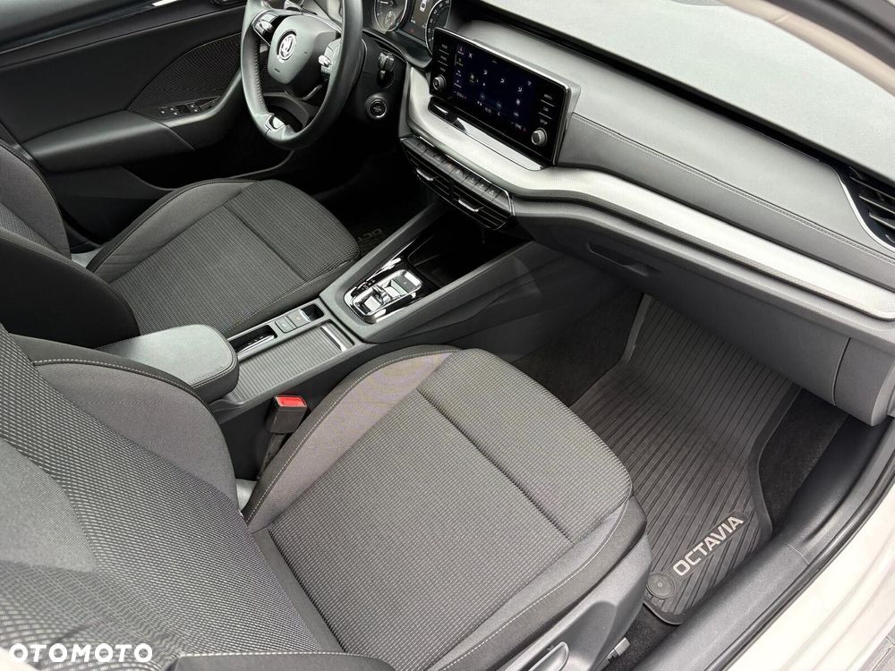 Skoda Octavia - 21