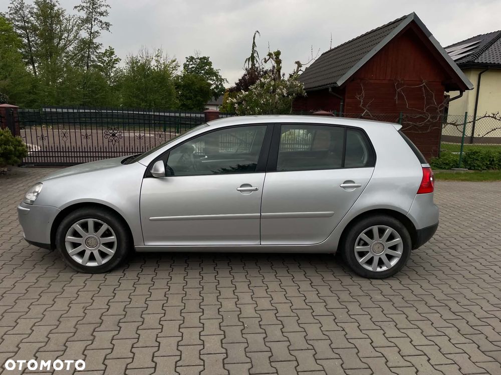 Volkswagen Golf - 4