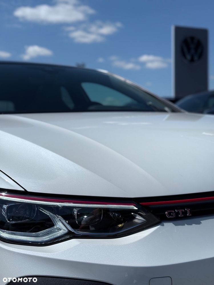 Volkswagen Golf VIII 2.0 TSI GTI DSG - 10
