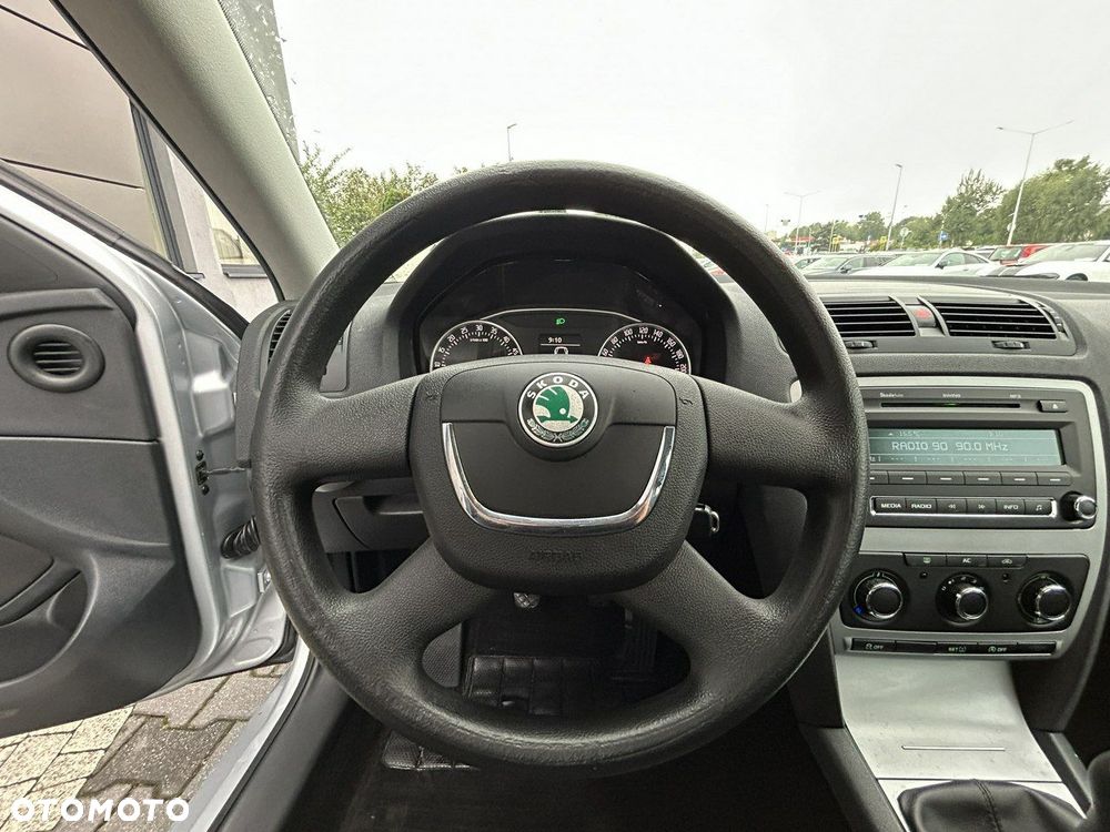 Skoda Octavia 1.6 TDI DPF Ambition - 12