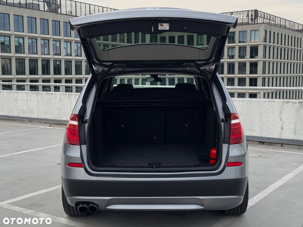 BMW X3 xDrive28i - 12