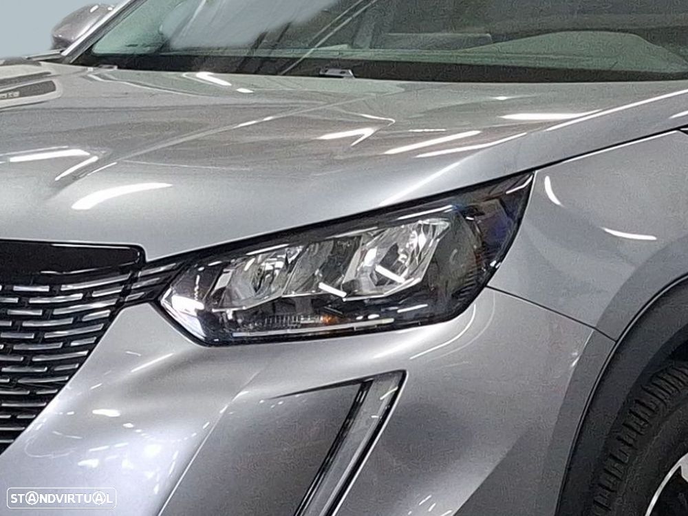 Peugeot 2008 1.2 PureTech Allure - 3