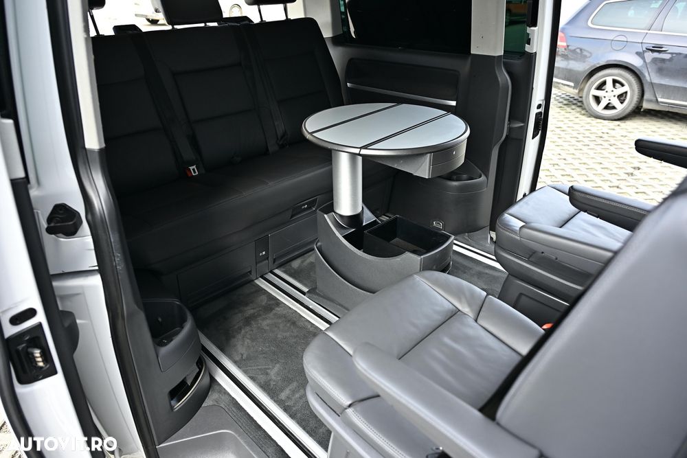 Volkswagen Multivan - 5