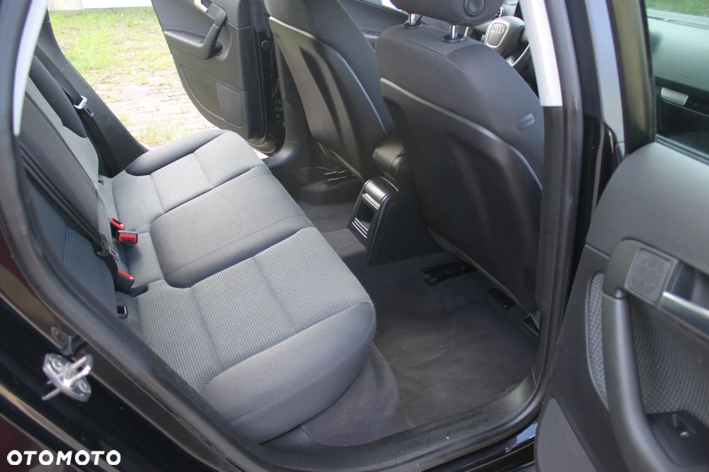 Audi A3 Sportback - 14