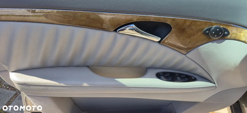 Mercedes-Benz Klasa E - 37