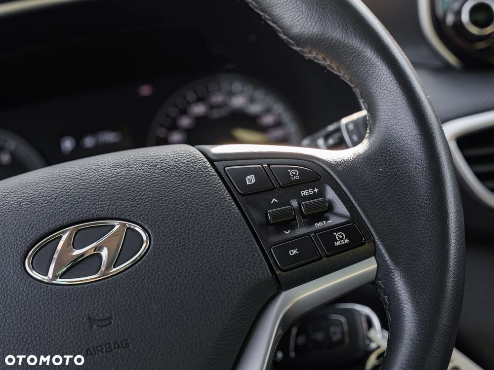 Hyundai Tucson blue 1.6 CRDi 2WD DCT Premium - 37