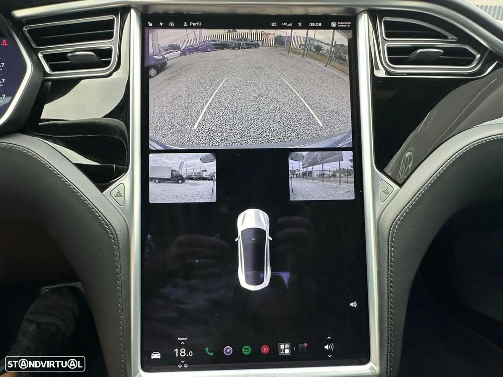 Tesla Model S Performance - 16