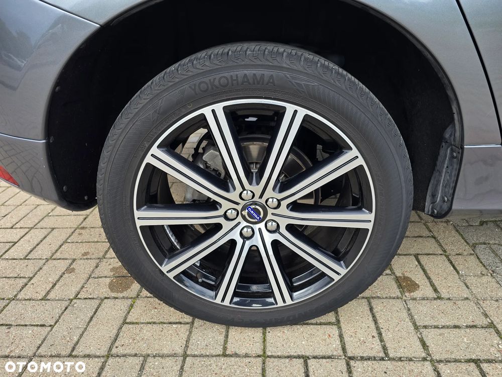 Volvo XC 60 T5 Geartronic Summum - 4
