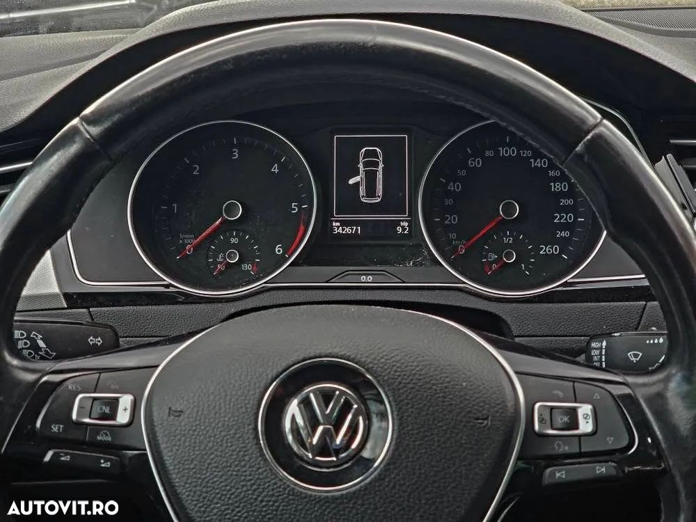 Volkswagen Passat Variant 1.6 TDI (BlueMotion Technology) DSG Comfortline - 15