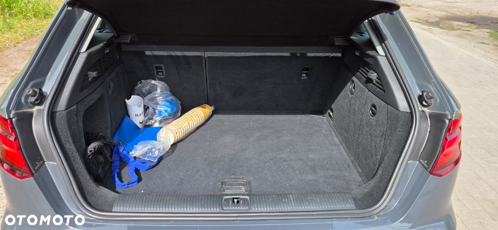Audi A3 Sportback 1.6 TDI S tronic - 13