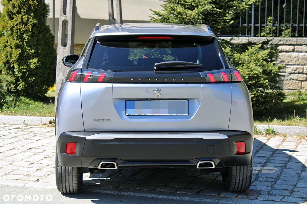 Peugeot 2008 - 9