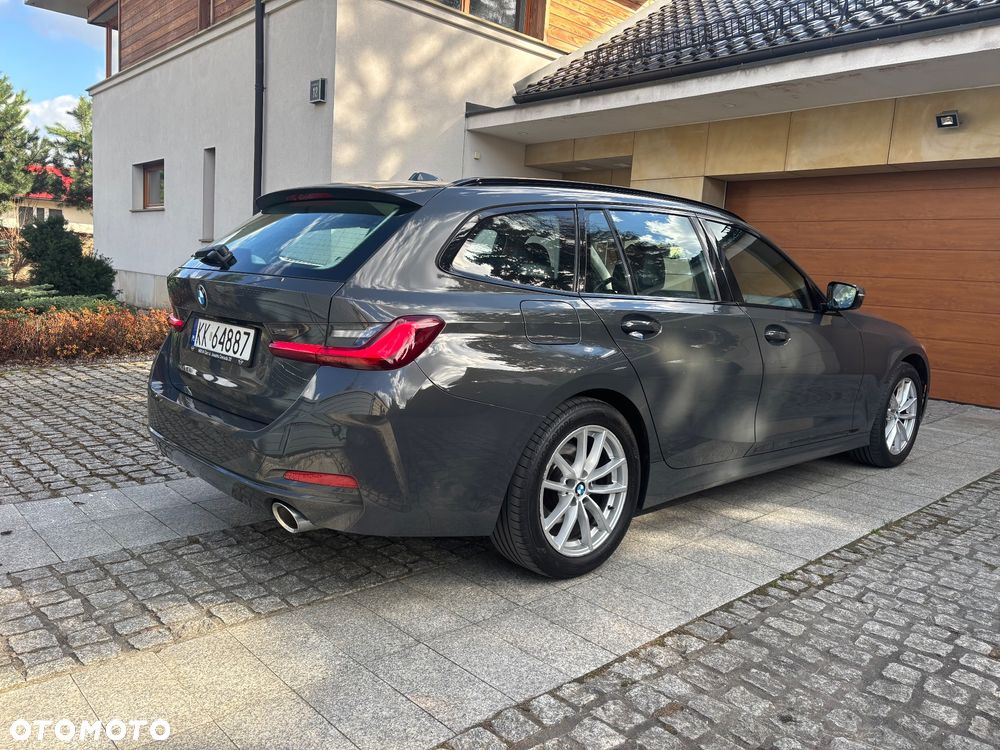 BMW Seria 3 320d - 6