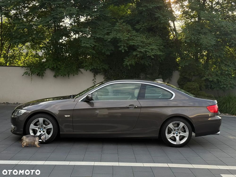 BMW Seria 3 325d Coupe Edition Exclusive - 7