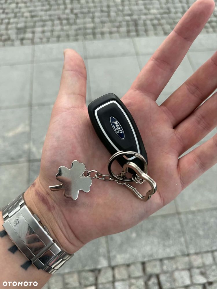 Ford Focus 1.6 EcoBoost Titanium - 25