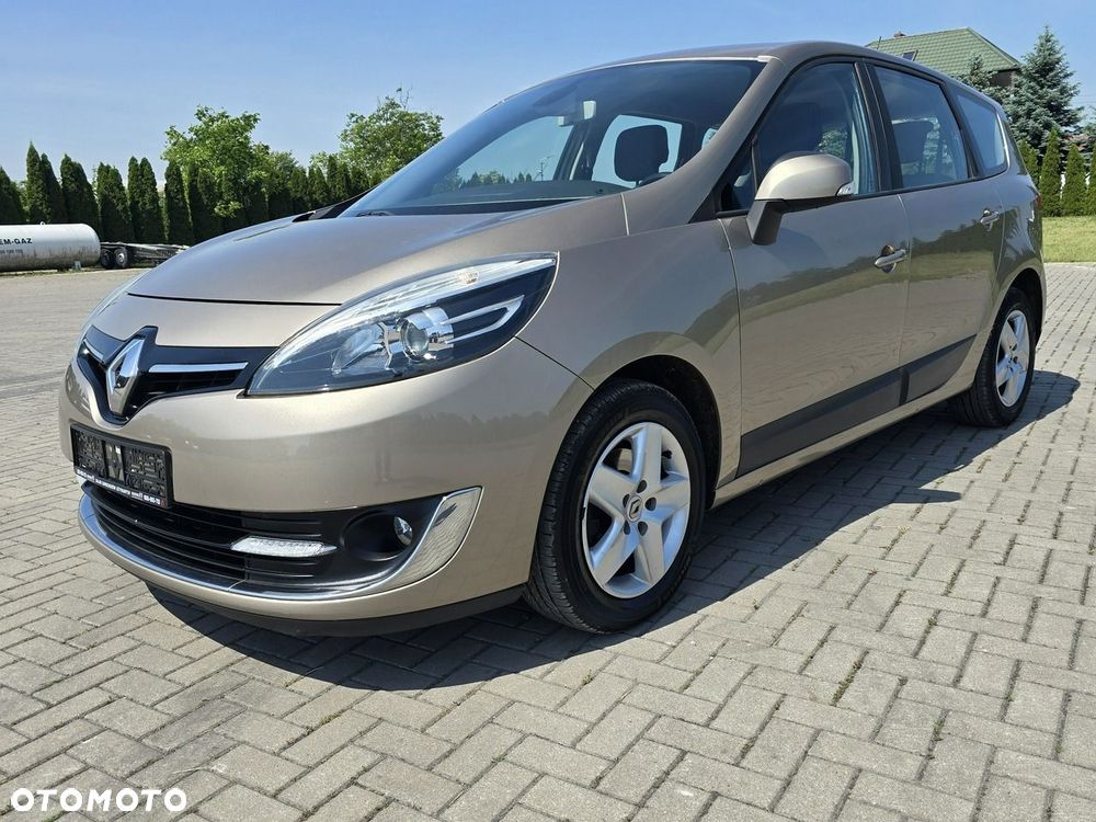 Renault Grand Scenic - 10