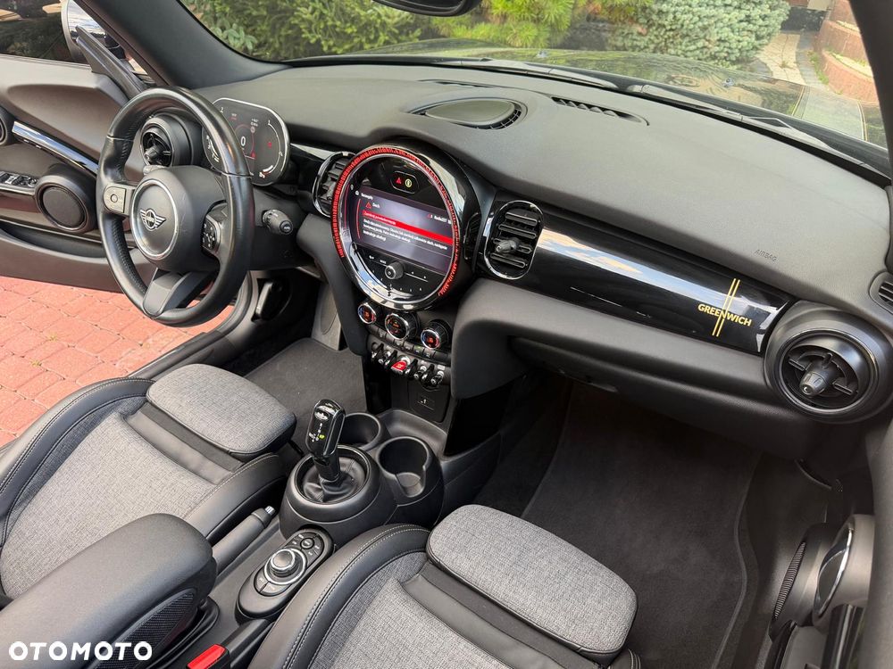 MINI Cooper Anniversary Edition - 37