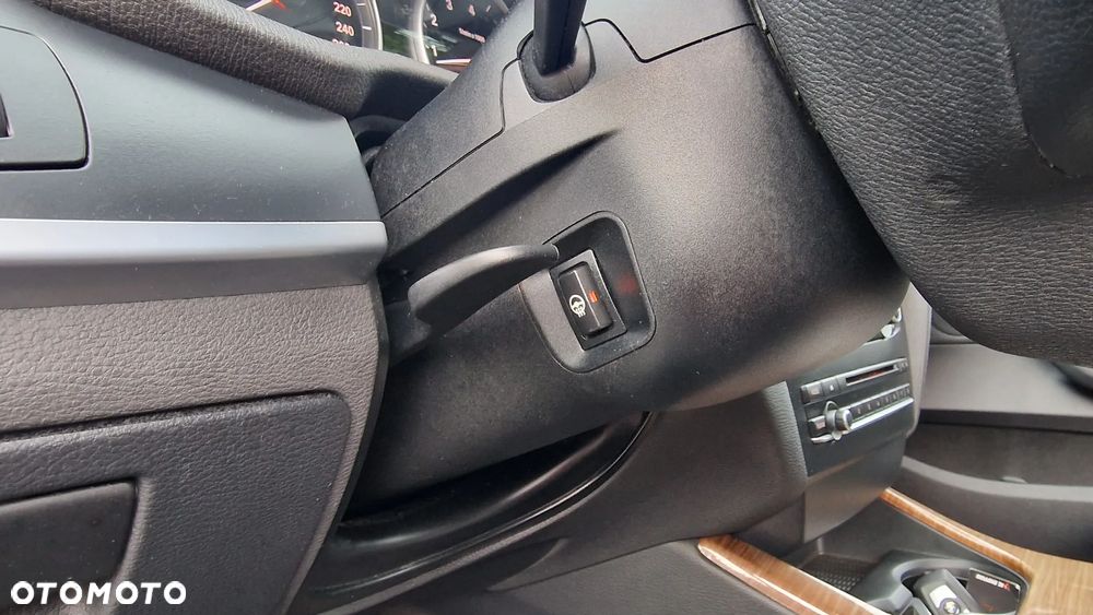 BMW X3 28i xDrive - 29
