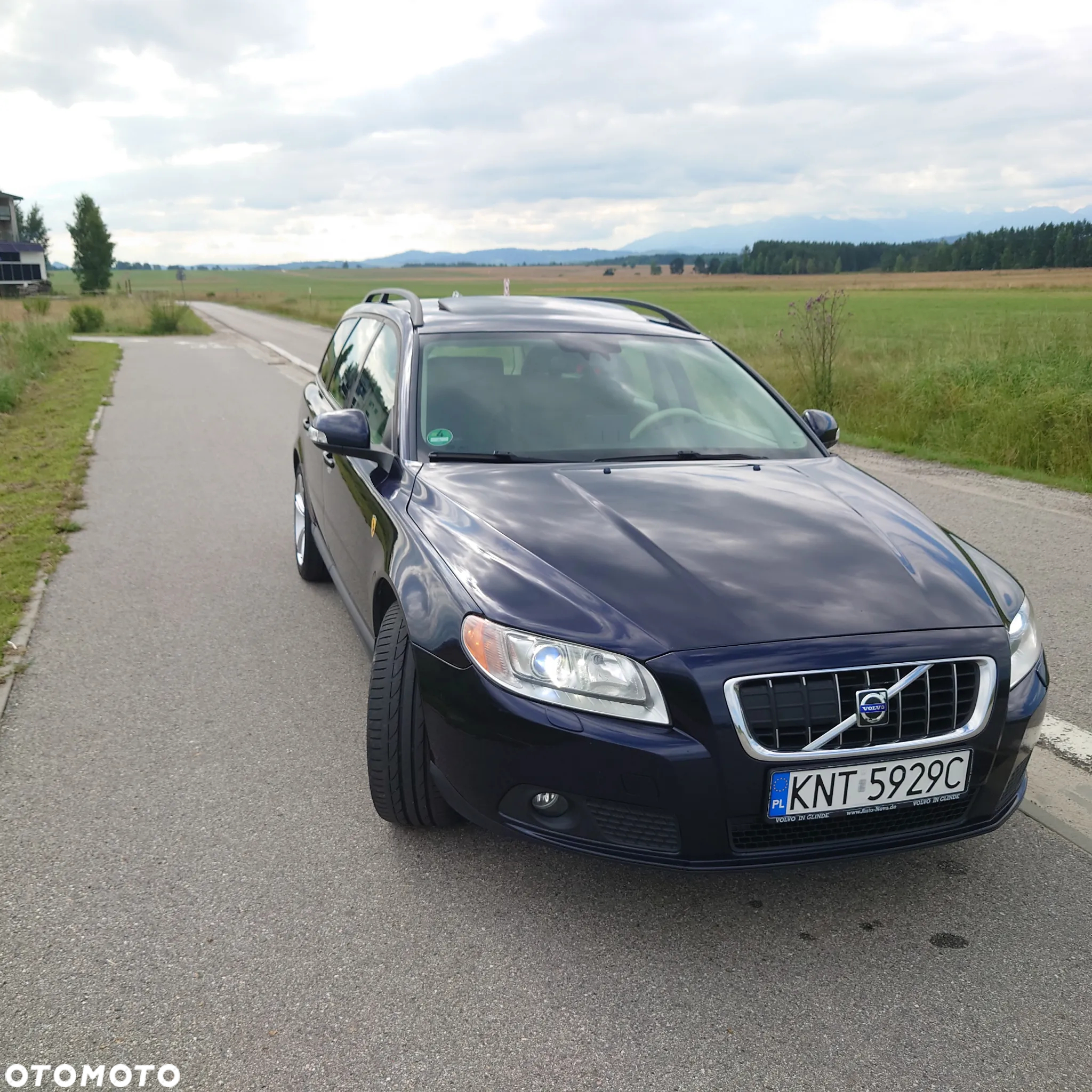 Volvo V70 D5 AWD DPF Kinetic - 9