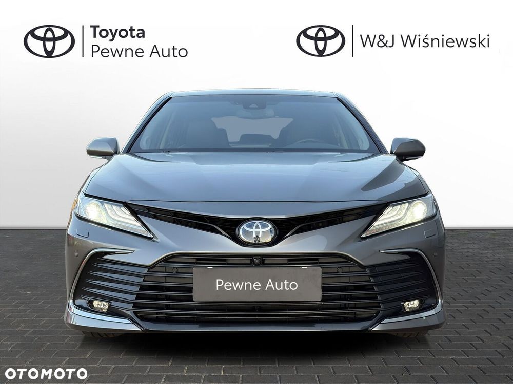 Toyota Camry 2.5 Hybrid Executive CVT - 6