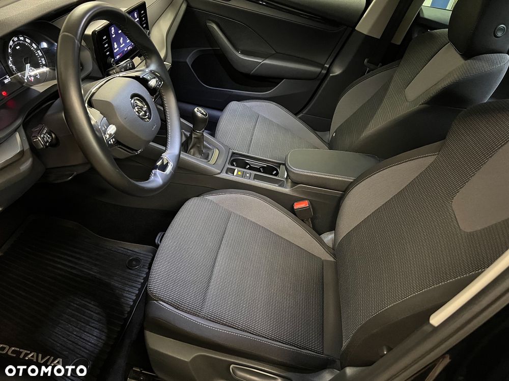 Skoda Octavia 1.5 TSI ACT Ambition - 22
