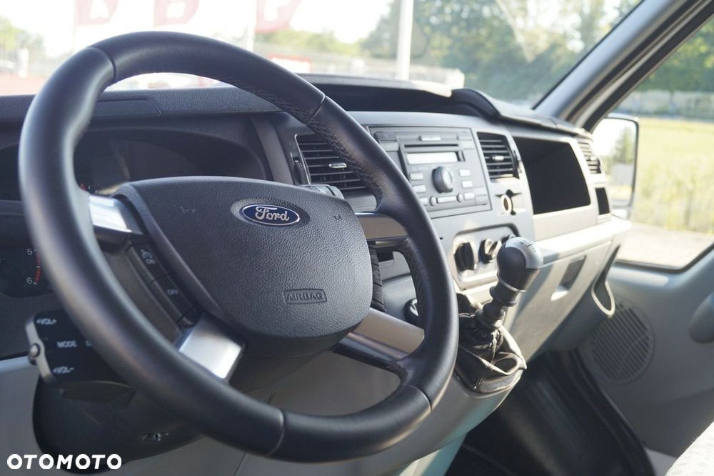 Ford Transit - 6