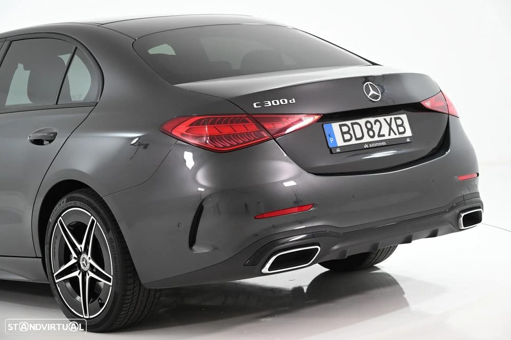Mercedes-Benz C 300 d AMG Line - 12