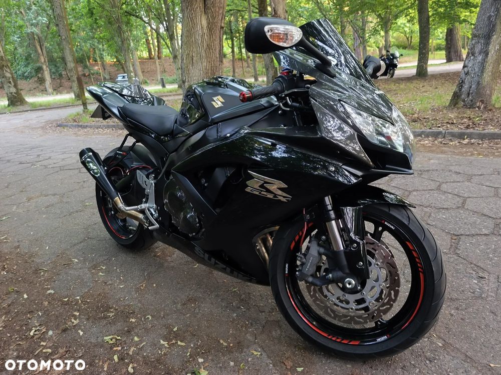 Suzuki GSX-R - 17