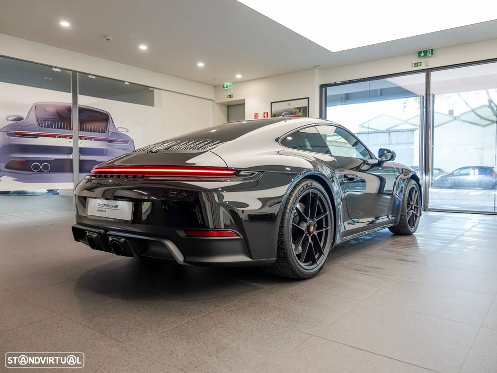 Porsche 911 (992) Carrera 4 GTS - 7